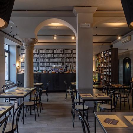 Residenza Accademia Hotel Mantova Luaran gambar