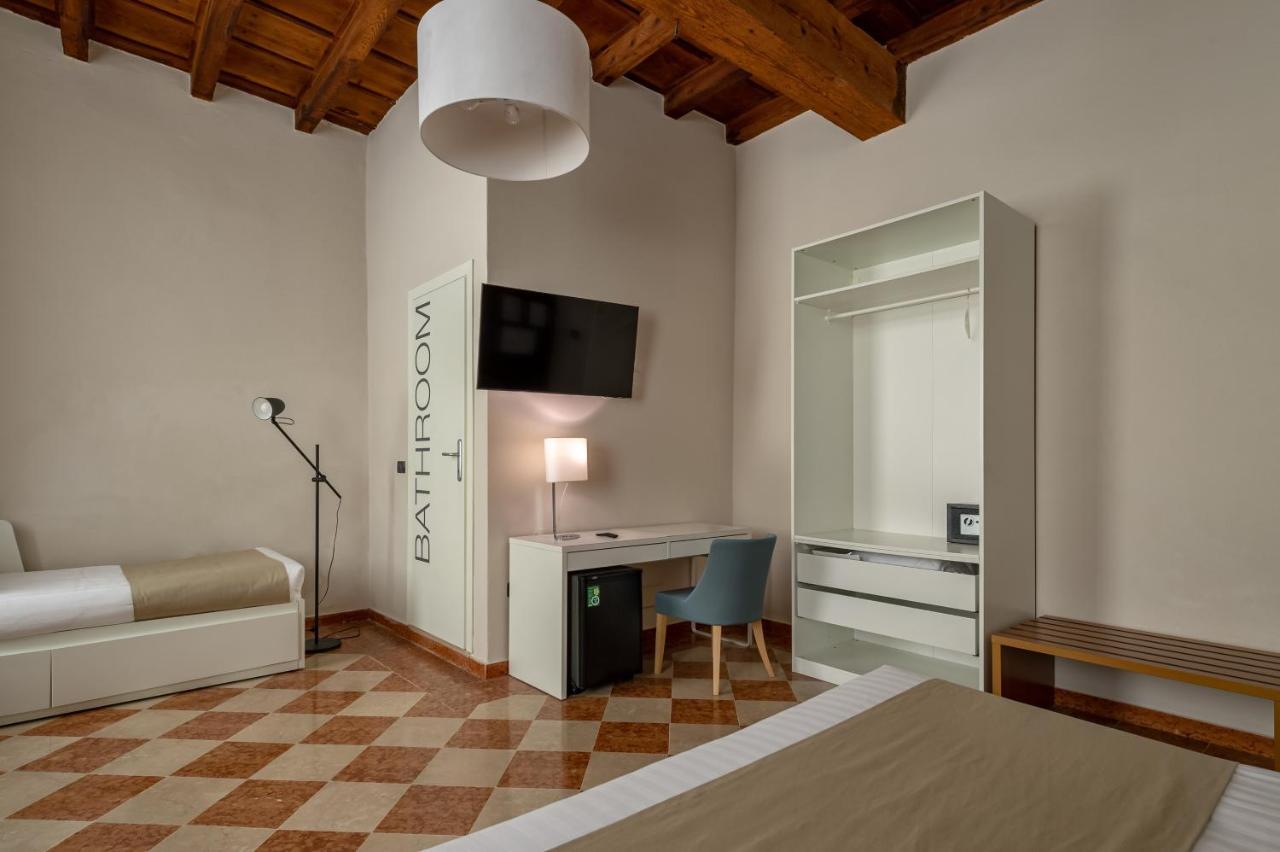 Residenza Accademia Hotel Mantova Luaran gambar