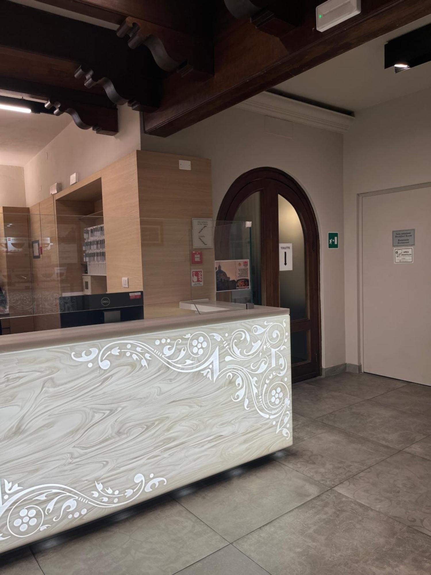 Residenza Accademia Hotel Mantova Luaran gambar
