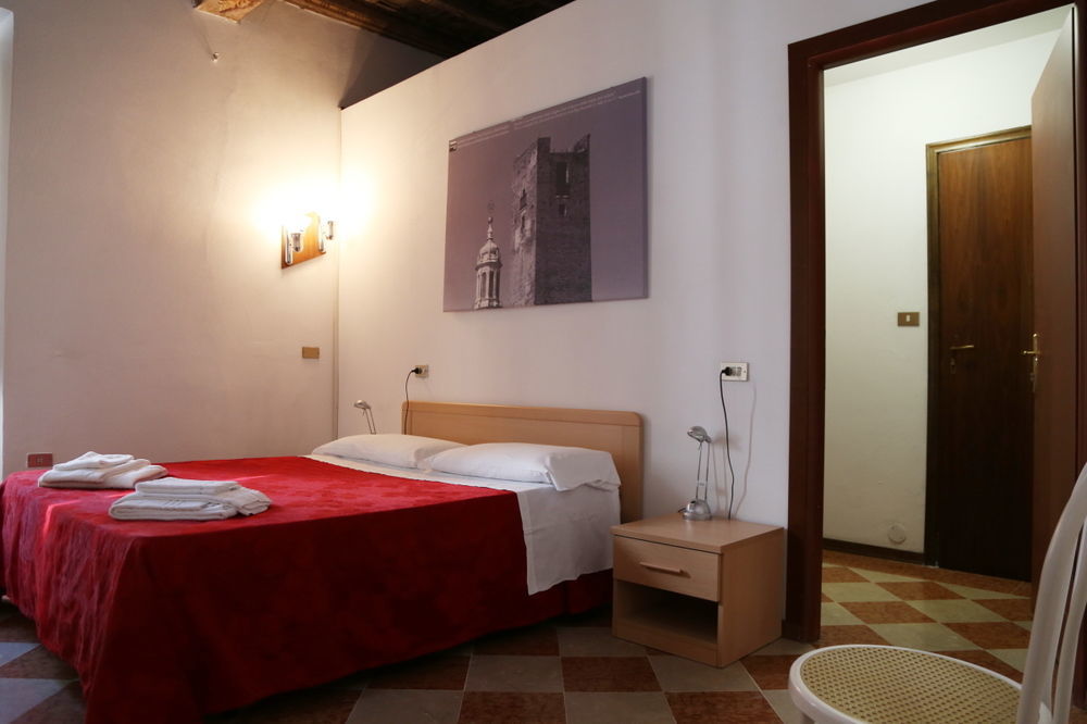 Residenza Accademia Hotel Mantova Luaran gambar